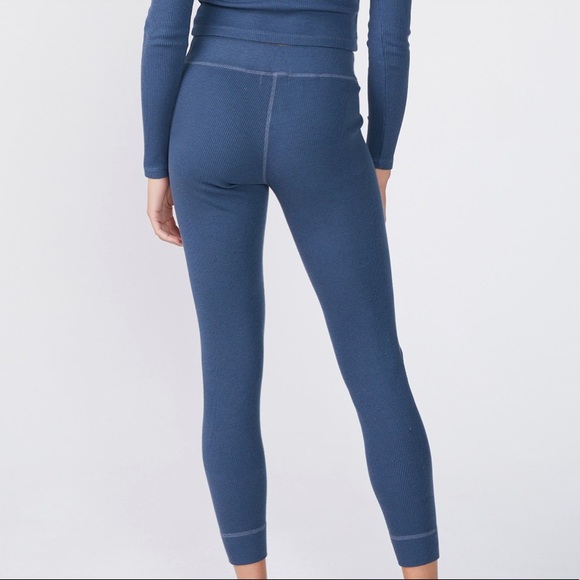 Monrow Rib Cuff Sweats - Picture 2 of 2